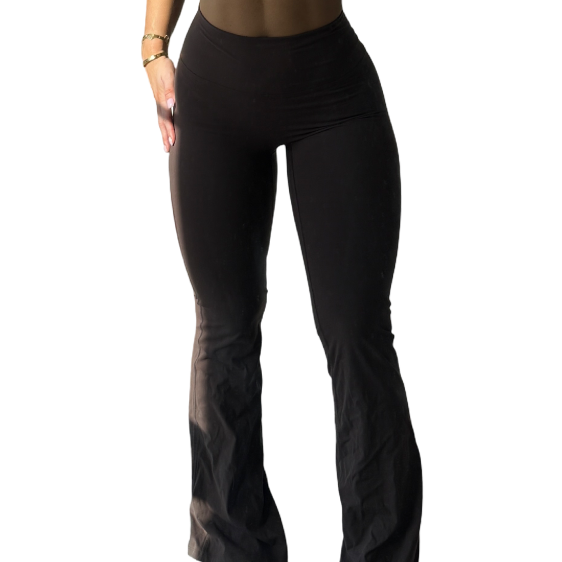 Essential Flare Pant